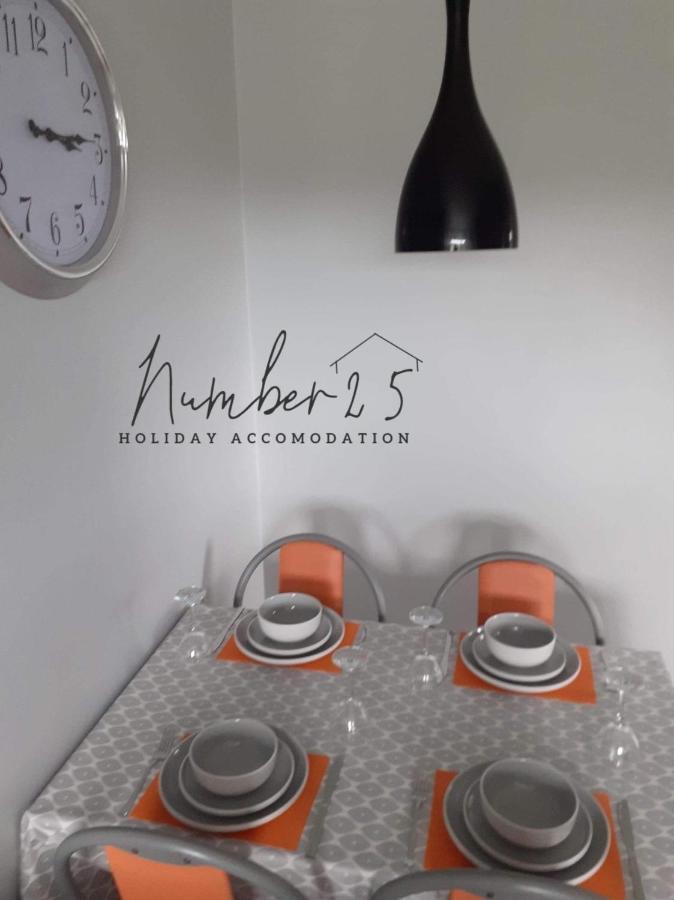 Number 25 Self Catering Apartments Ederney Ardess Exteriér fotografie